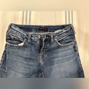 Silver Jeans Suki Strait Size W26/L30